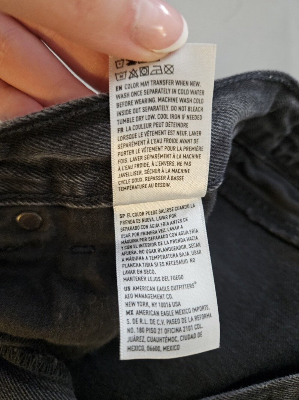 American Eagle Outfitters Black Distressed Mom Jeans 12 - Picture 5 of 5